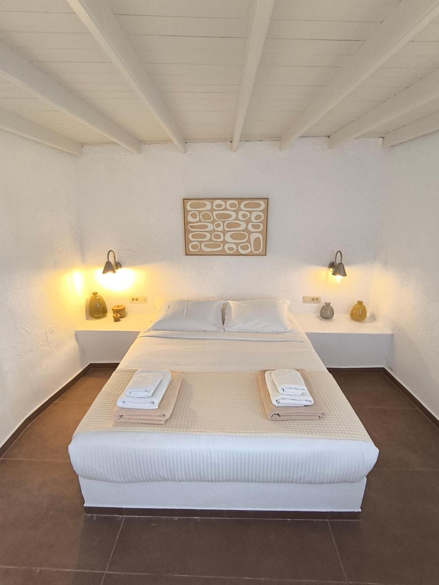 Mardanza Krokos Suites Imerovigli  Exterior photo